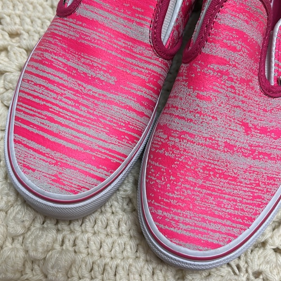 Vans Kids Pink Slip-On Shoes - Picture 4 of 8
